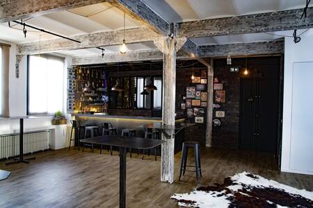 d&eacute;couvrez nos conseils et solutions pour agrandir un loft &agrave; paris 10. optimisez votre espace avec des id&eacute;es d'am&eacute;nagement, des travaux sur-mesure et des astuces d&eacute;co adapt&eacute;es au style urbain parisien.