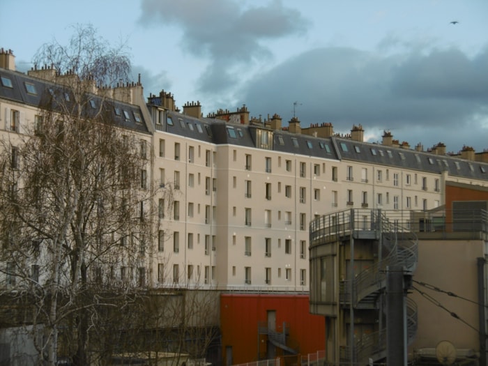 découvrez les principaux bénéfices d'une rénovation à paris 75010 : amélioration du confort, valorisation de votre bien immobilier, économies d'énergie et respect des normes en vigueur. profitez d'un cadre de vie moderne et d'une meilleure performance énergétique dans le 10e arrondissement parisien.