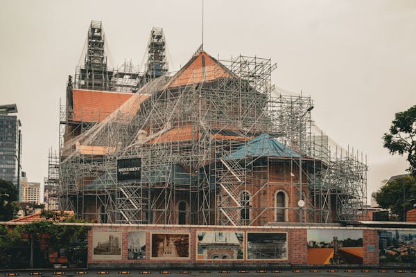 découvrez nos conseils pour choisir le meilleur artisan rénovation à paris : critères essentiels, astuces pour éviter les arnaques, et trouver un professionnel fiable pour vos travaux.