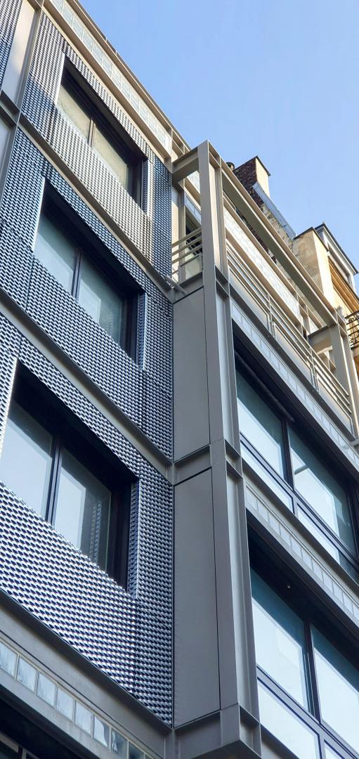 entreprise spécialisée en construction et rénovation à paris 75010 : travaux tous corps d'état, rénovation d'appartements, maisons et locaux professionnels. devis gratuit et accompagnement personnalisé pour vos projets.