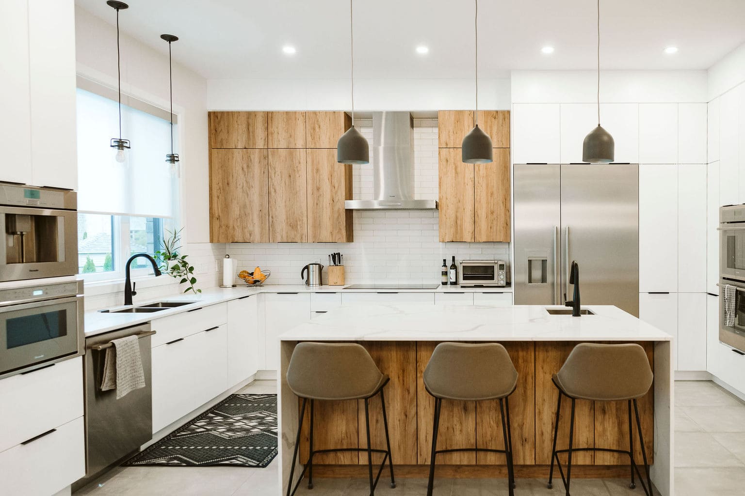 découvrez le coût moyen d'une rénovation de cuisine à paris 75010. obtenez des conseils pour estimer votre budget, comparer les devis et choisir les meilleurs professionnels pour votre projet de rénovation de cuisine.