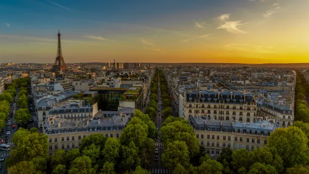 d&eacute;couvrez le co&ucirc;t moyen d'une r&eacute;novation &agrave; paris en 2025 : prix au m&sup2;, facteurs &agrave; consid&eacute;rer, conseils pour optimiser votre budget et trouver les meilleurs artisans.