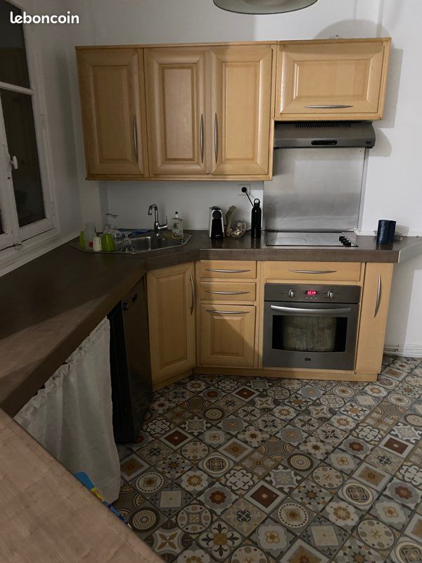 découvrez nos cuisines équipées à paris 75010 : solutions modernes, installation sur mesure, conseils personnalisés et équipements haut de gamme pour un intérieur fonctionnel et élégant.