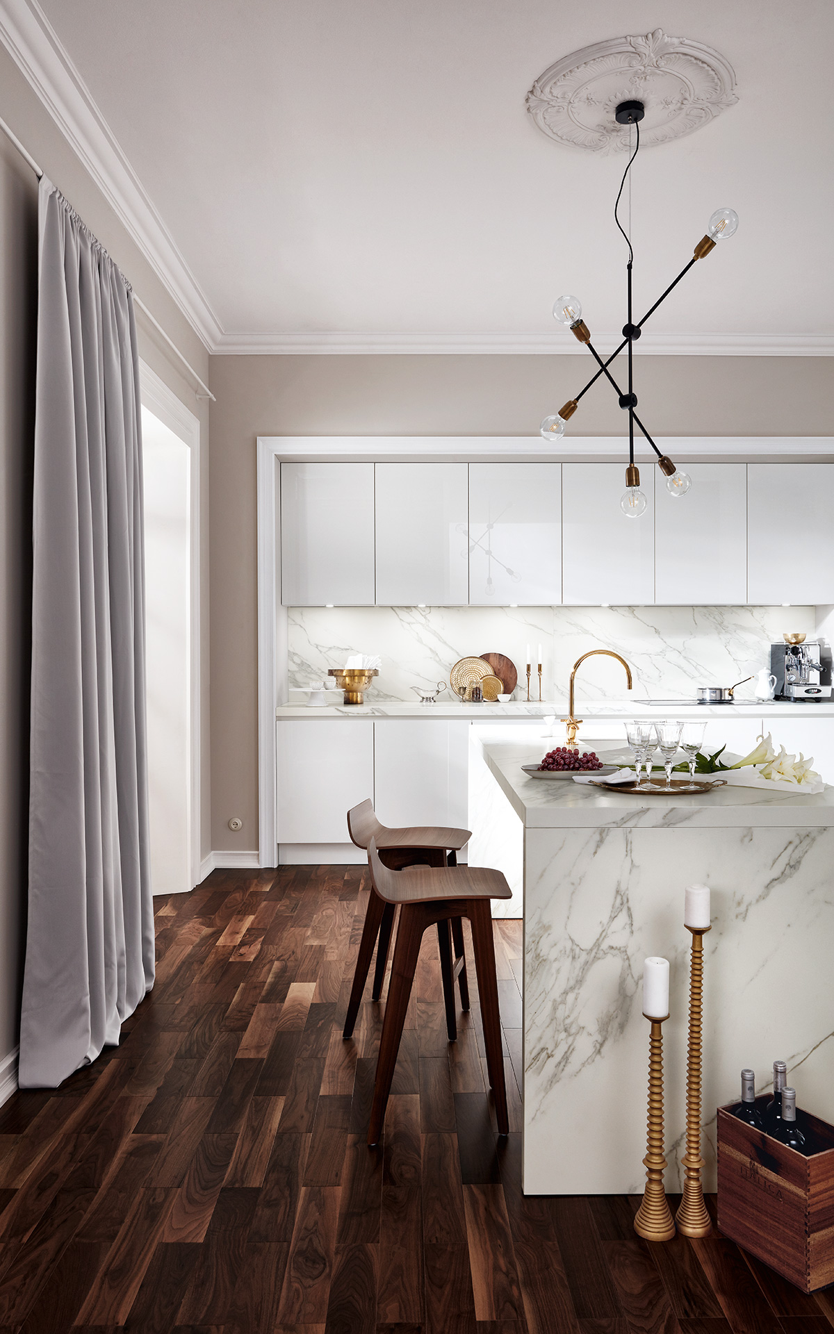 d&eacute;couvrez des cuisines modernes &agrave; paris 75010 : design contemporain, &eacute;quipements innovants et solutions sur mesure pour transformer votre espace culinaire.