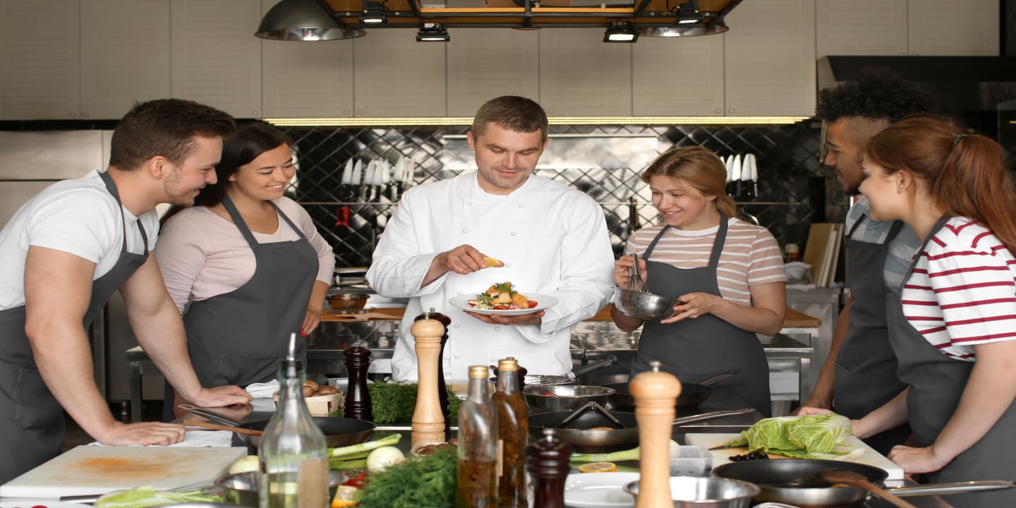 d&eacute;couvrez les meilleures adresses pour une cuisine pas ch&egrave;re &agrave; paris 75010 : restaurants, bistrots et bonnes tables pour bien manger sans se ruiner dans le 10&egrave;me arrondissement.