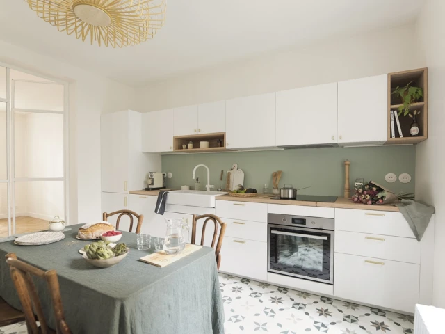 découvrez nos conseils et idées pour réussir la rénovation de votre cuisine. inspirations, astuces pratiques et matériaux tendance pour transformer votre espace culinaire.