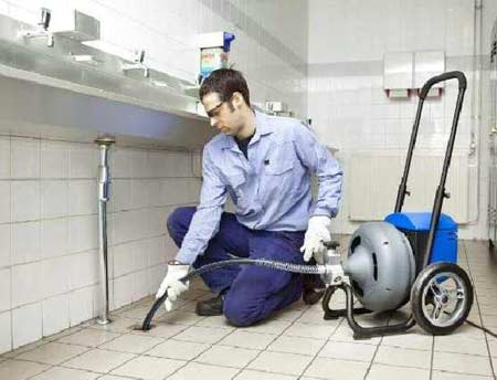 besoin d'un d&eacute;bouchage de canalisation en &icirc;le-de-france ? service rapide et efficace pour tous types de canalisations bouch&eacute;es. devis gratuit et intervention 7j/7.