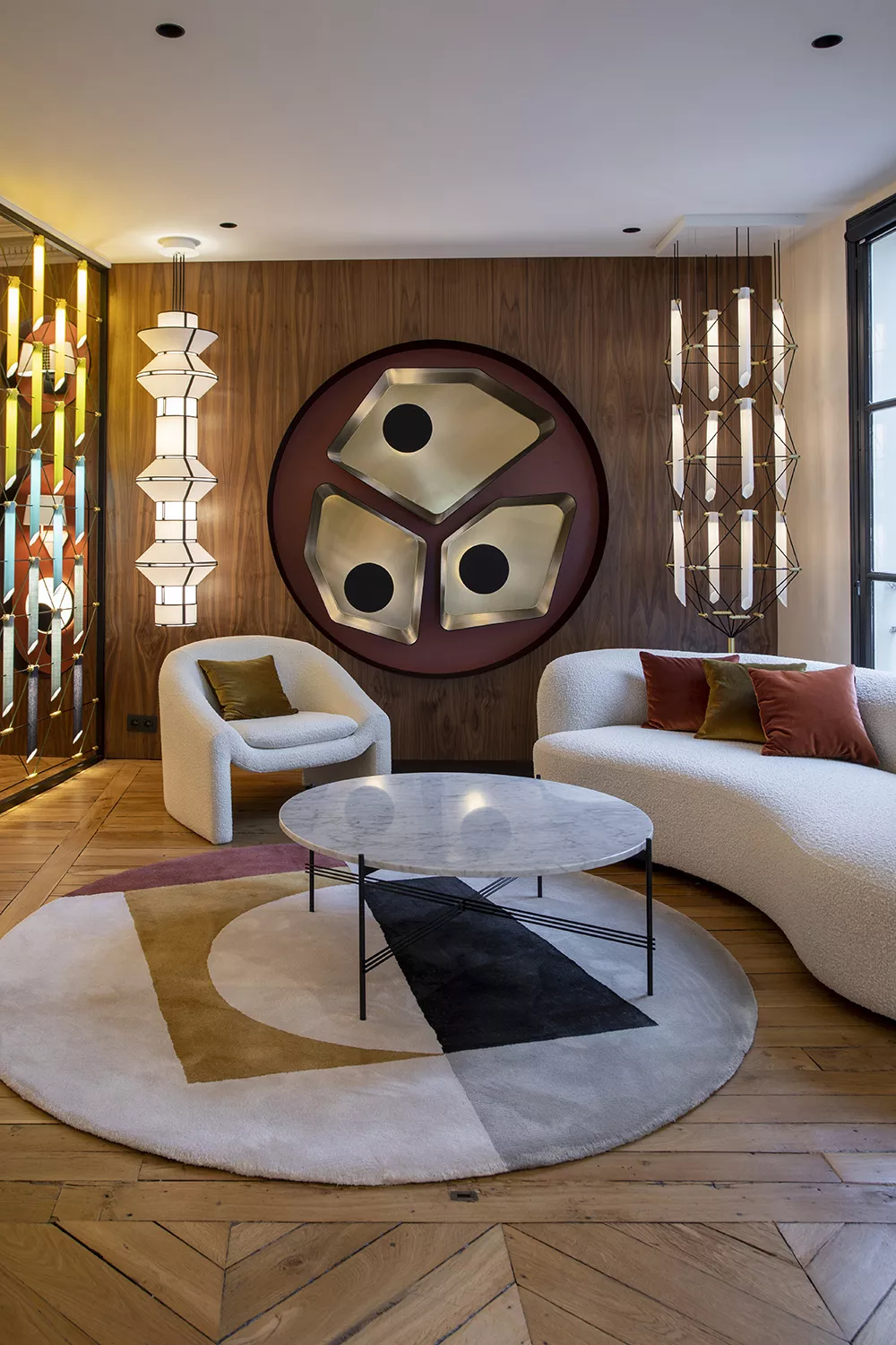 découvrez le meilleur du design à paris 10 : boutiques, ateliers, architectes et tendances déco dans l'un des quartiers les plus créatifs de la capitale.