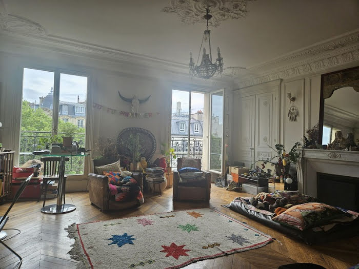 obtenez rapidement un devis personnalisé pour vos travaux de rénovation à paris 75010. comparez les offres des professionnels du secteur et réalisez votre projet au meilleur prix.