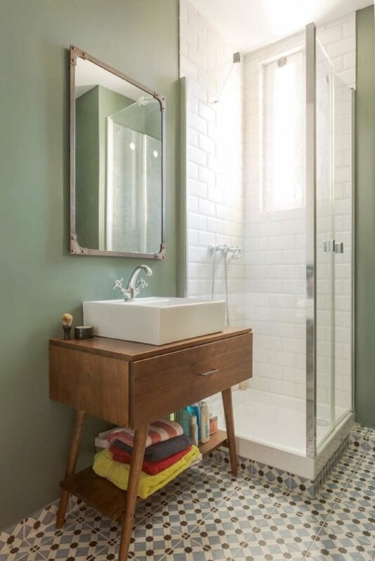 obtenez rapidement un devis personnalisé pour la rénovation de votre salle de bain à paris 10. prestataires qualifiés, travaux sur mesure et conseils adaptés à vos besoins et à votre budget.