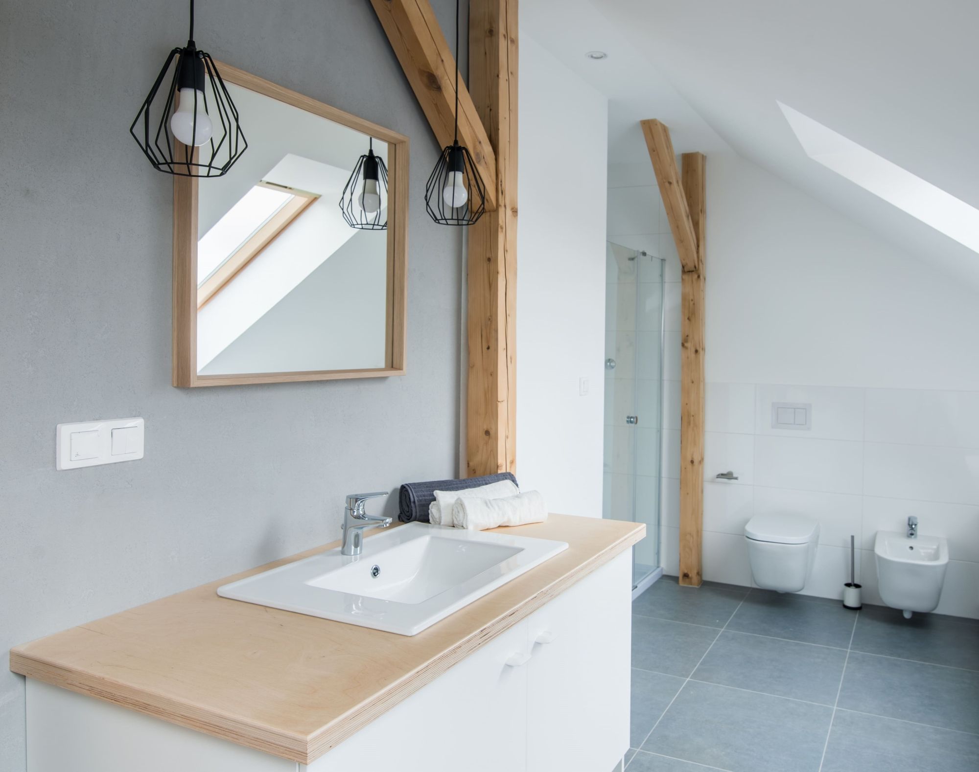 obtenez rapidement votre devis pour la rénovation ou l'installation de salle de bain à paris 75010. comparez les tarifs des artisans qualifiés et réalisez vos travaux sereinement !
