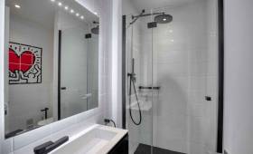 d&eacute;couvrez nos services d'installation et de r&eacute;novation de douches italiennes &agrave; paris 75010. profitez d'une salle de bain moderne, &eacute;l&eacute;gante et accessible, adapt&eacute;e &agrave; tous vos besoins.