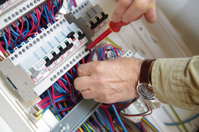 besoin d'un électricien à paris 10 ? dépannage rapide, installations électriques, mises aux normes et devis gratuits. service professionnel pour particuliers et entreprises dans le 10e arrondissement.