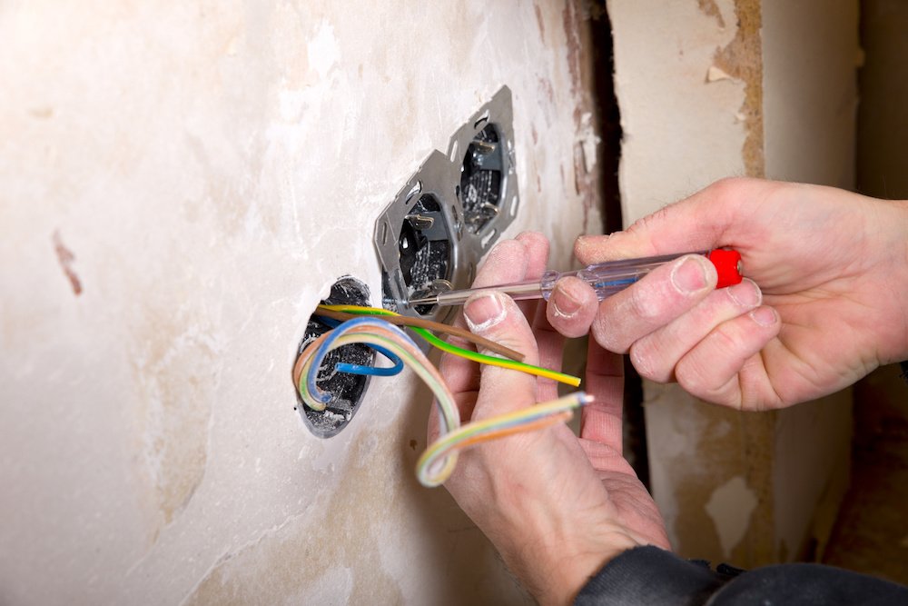 confiez vos travaux d'&eacute;lectricit&eacute; et de r&eacute;novation &agrave; des experts qualifi&eacute;s. installation, mise aux normes, d&eacute;pannage et modernisation de vos installations &eacute;lectriques pour un habitat plus s&ucirc;r et performant.