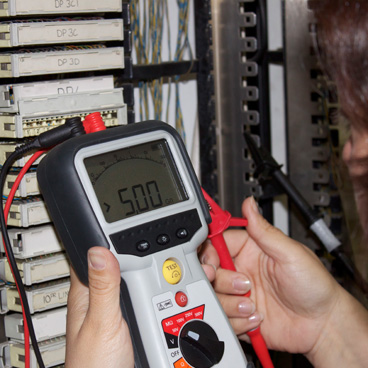 besoin d'une intervention électrique urgente à paris 10 ? notre équipe d'électriciens qualifiés est disponible 24h/24 pour tout dépannage rapide et sécurisé. contactez-nous dès maintenant !