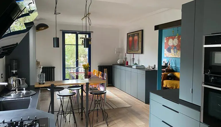 d&eacute;couvrez les principaux facteurs &agrave; consid&eacute;rer pour r&eacute;ussir la r&eacute;novation de votre cuisine dans le 10e arrondissement de paris : budget, choix des mat&eacute;riaux, agencement, et conseils pratiques pour un projet adapt&eacute; &agrave; votre espace urbain.