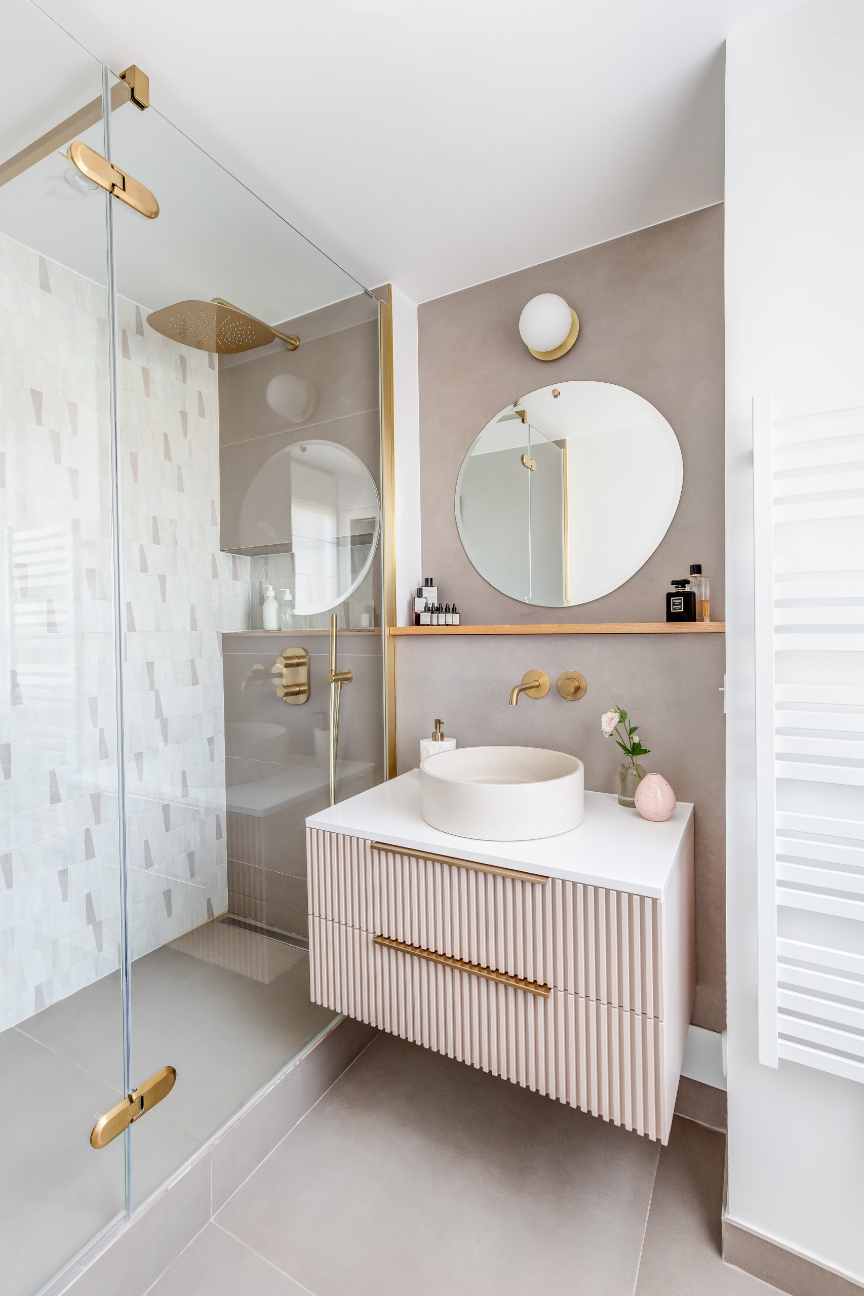 d&eacute;couvrez comment anticiper et g&eacute;rer les impr&eacute;vus lors de la r&eacute;novation de votre salle de bain &agrave; paris 75010. conseils, astuces et accompagnement pour un projet r&eacute;ussi sans mauvaises surprises.