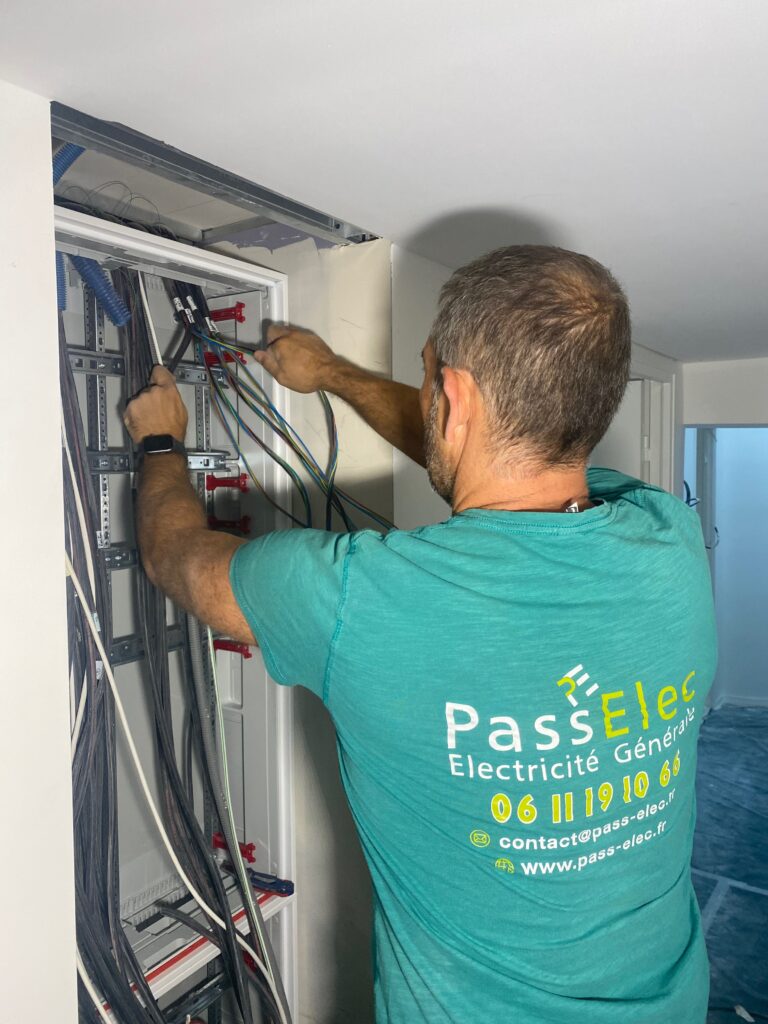 confiez l'installation de votre tableau électrique à paris 75010 à des professionnels qualifiés. intervention rapide, sécurisée et conforme aux normes en vigueur. devis gratuit !