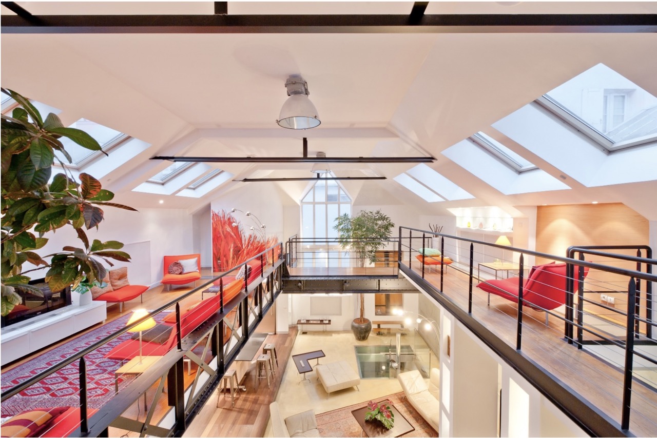 d&eacute;couvrez un loft moderne &agrave; paris 75010, lumineux et spacieux, alliant &eacute;l&eacute;gance contemporaine et confort au c&oelig;ur du 10e arrondissement. id&eacute;al pour vivre ou investir dans un quartier dynamique proche des commodit&eacute;s.