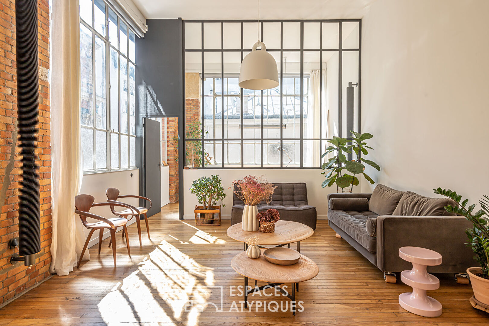 d&eacute;couvrez comment optimiser l&rsquo;espace de votre loft dans le 10&egrave;me arrondissement de paris gr&acirc;ce &agrave; des astuces d&rsquo;am&eacute;nagement intelligentes et des conseils de d&eacute;coration adapt&eacute;s aux petits espaces urbains.
