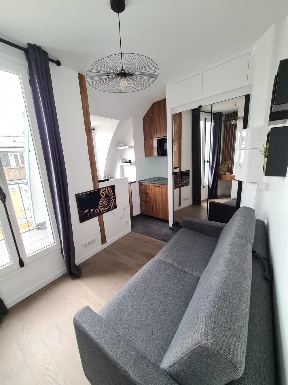 découvrez comment optimiser l'espace lors d'une rénovation dans le 75010. astuces, conseils et solutions sur-mesure pour gagner de la place et valoriser votre intérieur à paris.