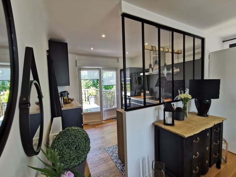découvrez nos solutions d'ouverture de cuisine sur salon à paris 10e : modernisez votre espace de vie, gagnez en luminosité et convivialité. conseils, aménagements et réalisations sur-mesure.