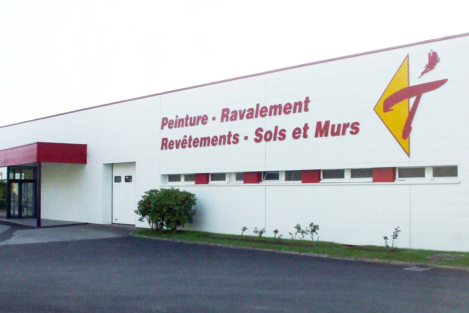 d&eacute;couvrez nos conseils et solutions en peinture et rev&ecirc;tements pour sublimer vos espaces int&eacute;rieurs et ext&eacute;rieurs. produits de qualit&eacute;, tendances, astuces et guide d'application pour r&eacute;ussir vos projets de d&eacute;coration.