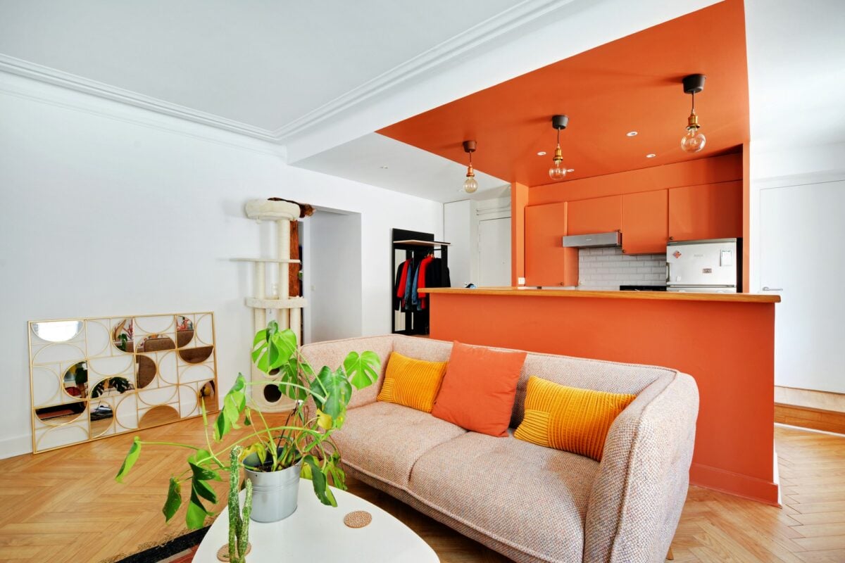 d&eacute;couvrez notre service de peinture maison &agrave; paris 10 : r&eacute;novation, d&eacute;coration int&eacute;rieure et finition de qualit&eacute;. obtenez un devis gratuit aupr&egrave;s de nos peintres professionnels exp&eacute;riment&eacute;s.
