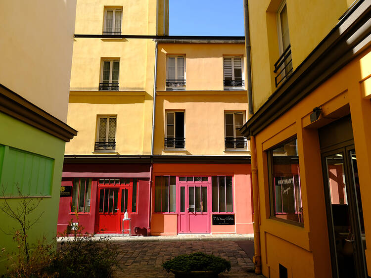 d&eacute;couvrez nos services de peinture pour maison &agrave; paris 10 : r&eacute;novation, d&eacute;coration int&eacute;rieure et ext&eacute;rieure, conseils personnalis&eacute;s et travail soign&eacute;. devis gratuit et interventions rapides.