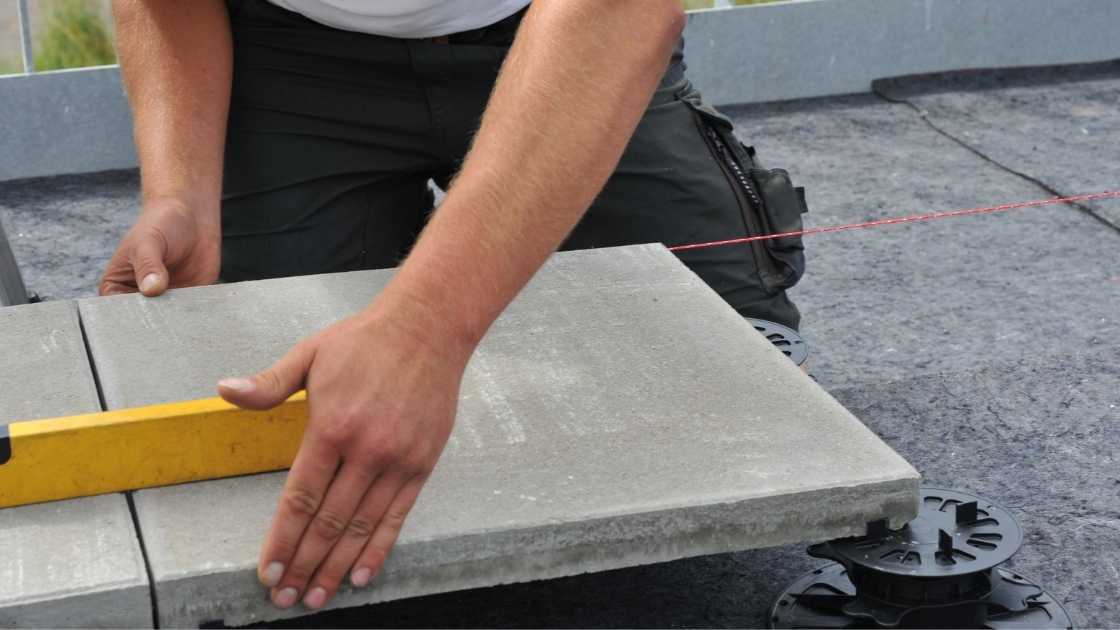 découvrez les prix du carrelage au m2 : types de carrelages, facteurs qui influencent le coût, exemples de tarifs et astuces pour bien choisir votre revêtement de sol selon votre budget.