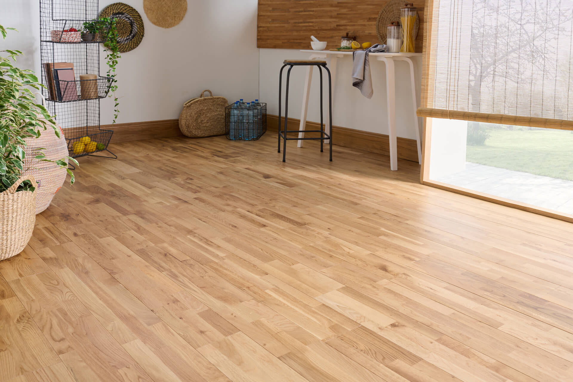 d&eacute;couvrez tout sur le prix du parquet : comparatifs, conseils pour choisir, astuces d&rsquo;achat et estimation des co&ucirc;ts pour tous types de parquets. trouvez le meilleur rapport qualit&eacute;-prix selon vos besoins.