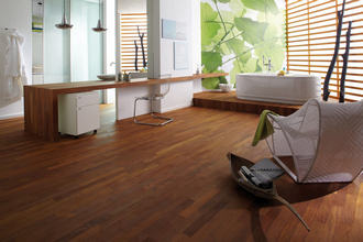 découvrez le prix au m² pour la pose de parquet : comparatif des tarifs selon les types de parquet, conseils pour estimer votre budget et astuces pour bien choisir votre revêtement de sol.