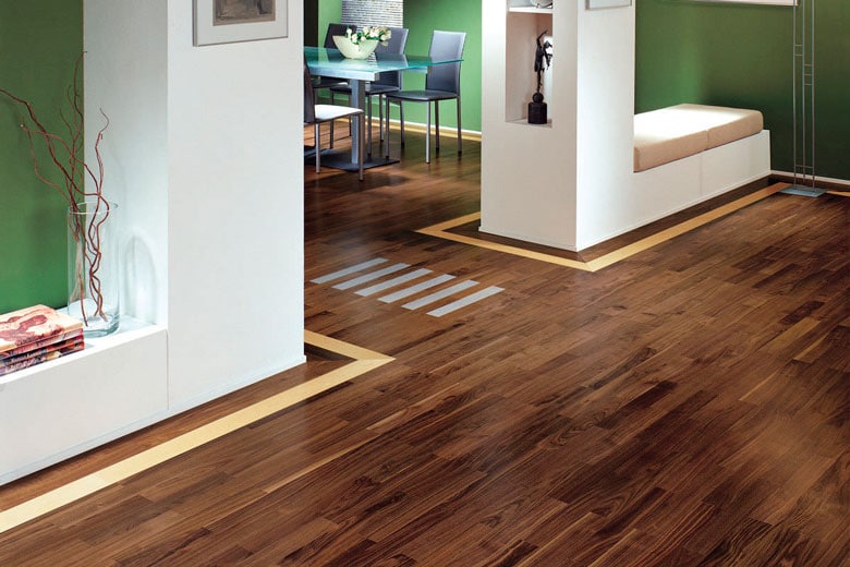 découvrez les prix pour la pose de parquet au m², les facteurs qui influencent le coût, ainsi que des conseils pour bien choisir votre artisan et optimiser votre budget.