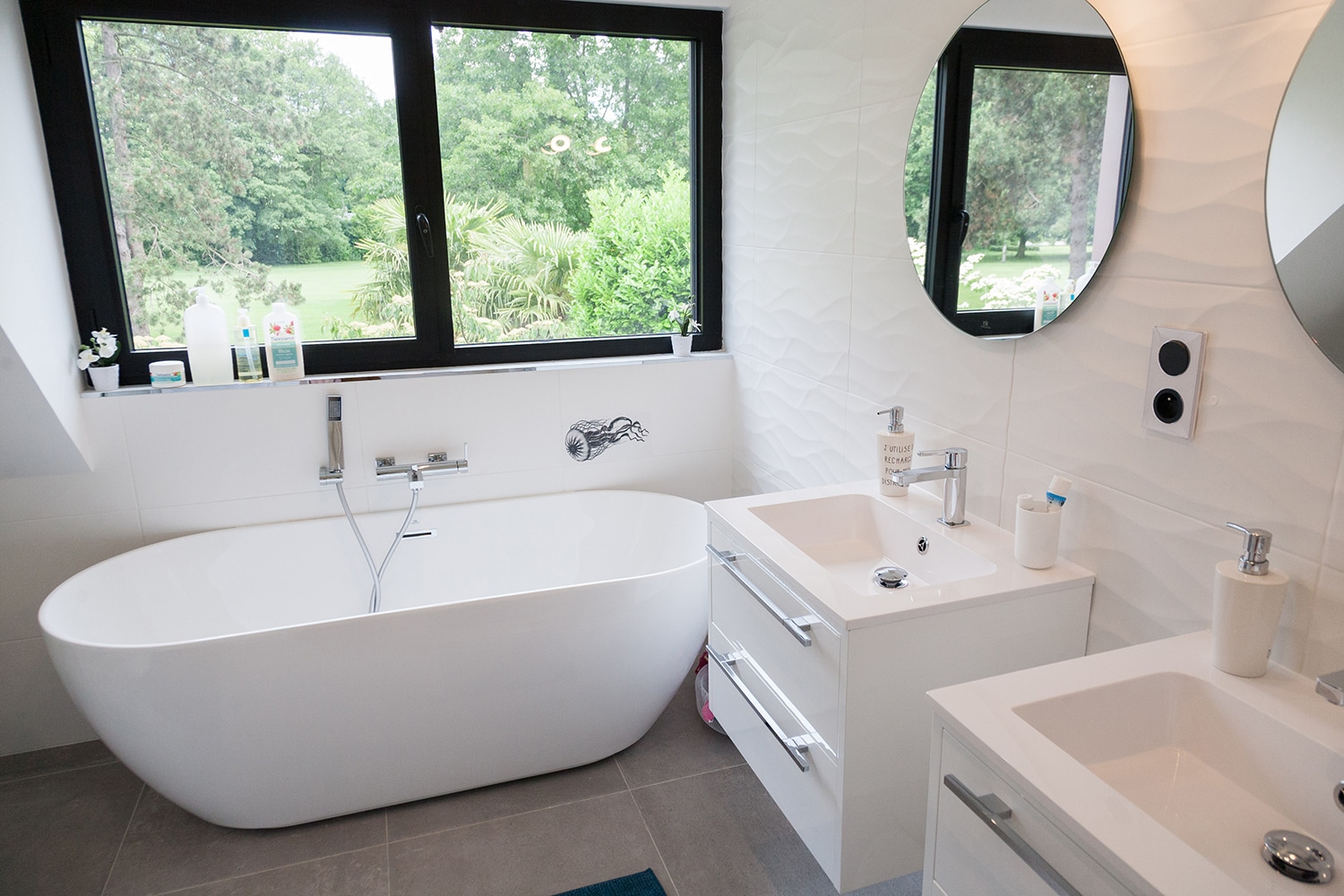 découvrez les prix pour la rénovation d'une douche à l'italienne dans le 75010 : fourchettes tarifaires, conseils et devis gratuits pour vos travaux à paris.
