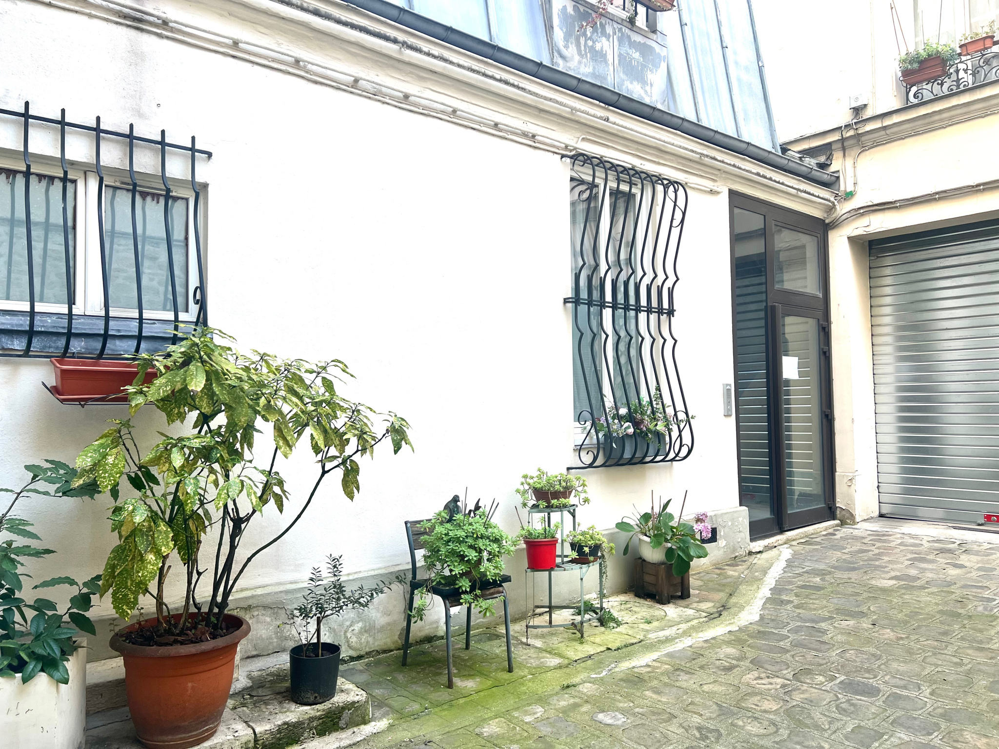 découvrez les tarifs de la rénovation à paris 75010 : conseils, exemples de prix au m² et estimation gratuite pour vos travaux de rénovation d'appartement ou maison dans le 10e arrondissement.