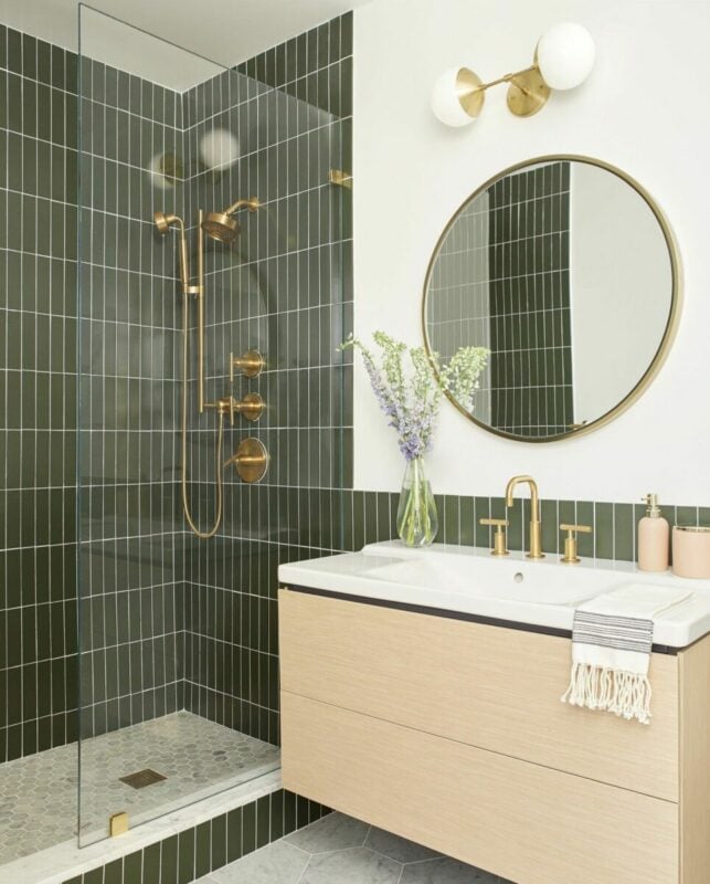 découvrez les prix pour la rénovation ou l'installation d'une salle de bain à paris 75010 : conseils, fourchettes de tarifs et professionnels qualifiés pour tous vos projets.