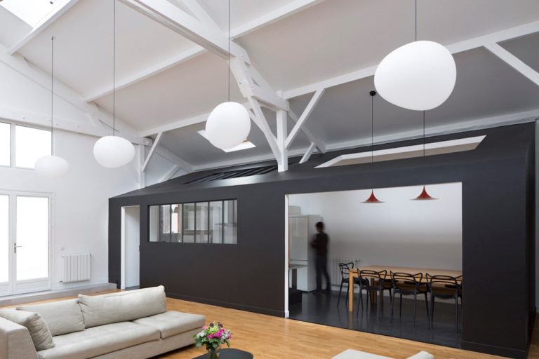 découvrez nos services de rénovation d'appartement à paris : conception sur mesure, travaux de qualité, gestion de projet clé en main. transformez votre espace selon vos envies !