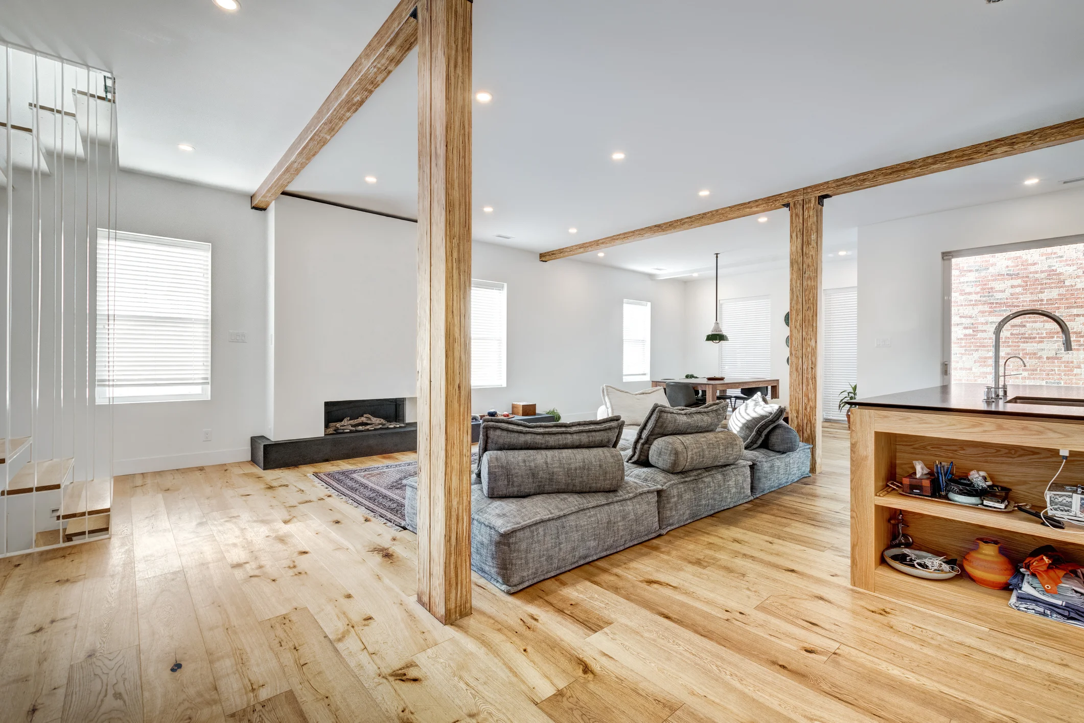 d&eacute;couvrez nos conseils et astuces pour r&eacute;ussir la r&eacute;novation de votre appartement. de la planification aux finitions, transformez votre int&eacute;rieur selon vos envies et optimisez la valeur de votre bien immobilier.