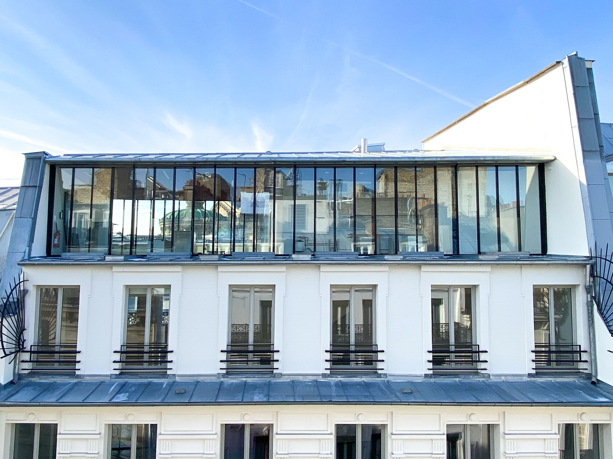 confiez vos travaux de r&eacute;novation de b&acirc;timents &agrave; paris 75010 &agrave; notre &eacute;quipe exp&eacute;riment&eacute;e. expertise, conseils personnalis&eacute;s et accompagnement sur-mesure pour tous vos projets de r&eacute;novation.