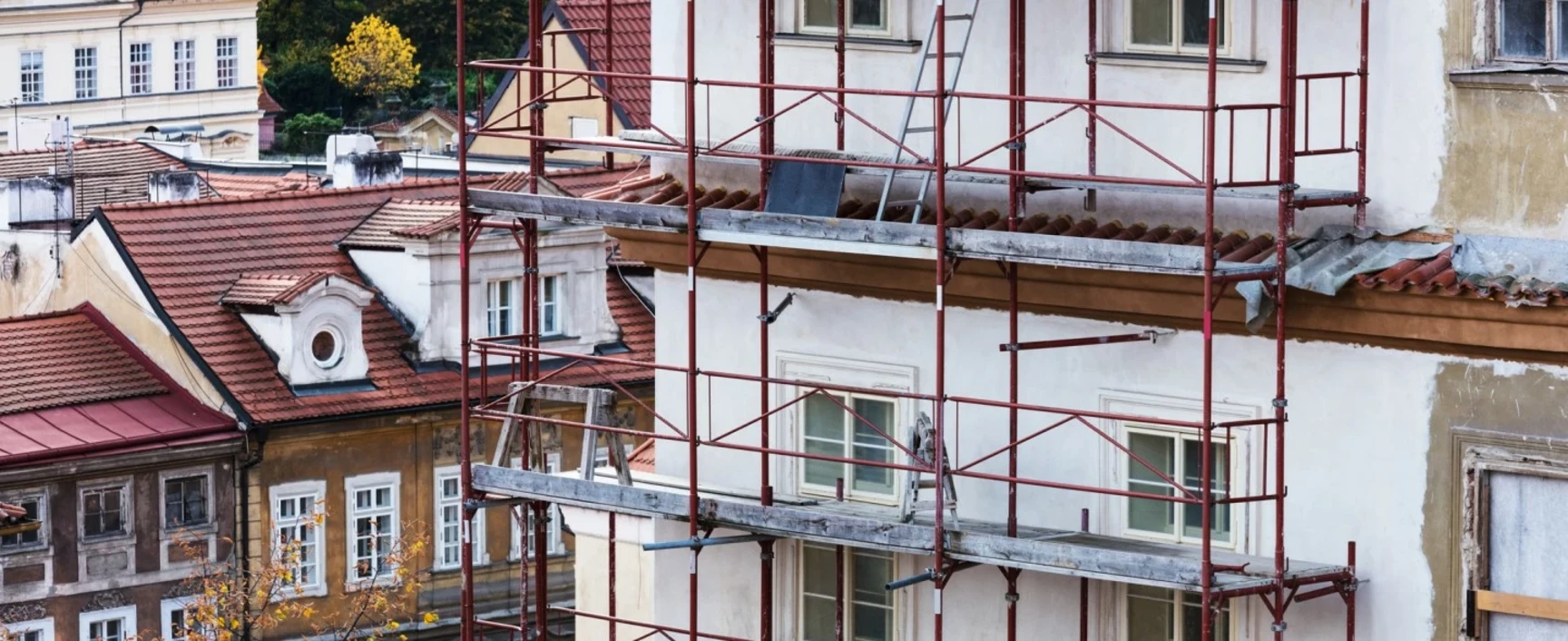 d&eacute;couvrez nos solutions compl&egrave;tes et sur-mesure pour la r&eacute;novation de b&acirc;timents : am&eacute;liorez le confort, la performance &eacute;nerg&eacute;tique et la valeur de votre bien gr&acirc;ce &agrave; des experts qualifi&eacute;s.