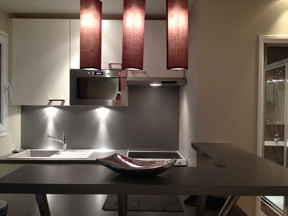 vous souhaitez r&eacute;nover votre cuisine &agrave; paris 10 ? d&eacute;couvrez nos solutions sur-mesure pour moderniser, optimiser et embellir votre espace, avec des artisans qualifi&eacute;s au meilleur prix.