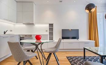 vous cherchez à rénover votre cuisine à paris 75010 ? profitez d’un service sur-mesure pour moderniser votre espace, optimiser votre agencement et valoriser votre appartement. devis gratuit et conseils personnalisés !
