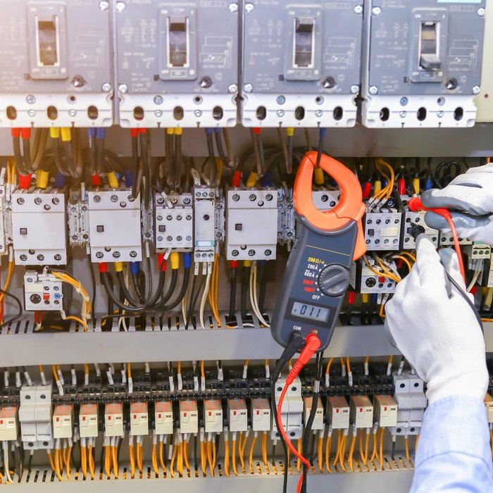 besoin d'une rénovation électrique à paris 10 ? faites appel à nos électriciens qualifiés pour moderniser votre installation, garantir votre sécurité et respecter les normes en vigueur. devis gratuit et intervention rapide.