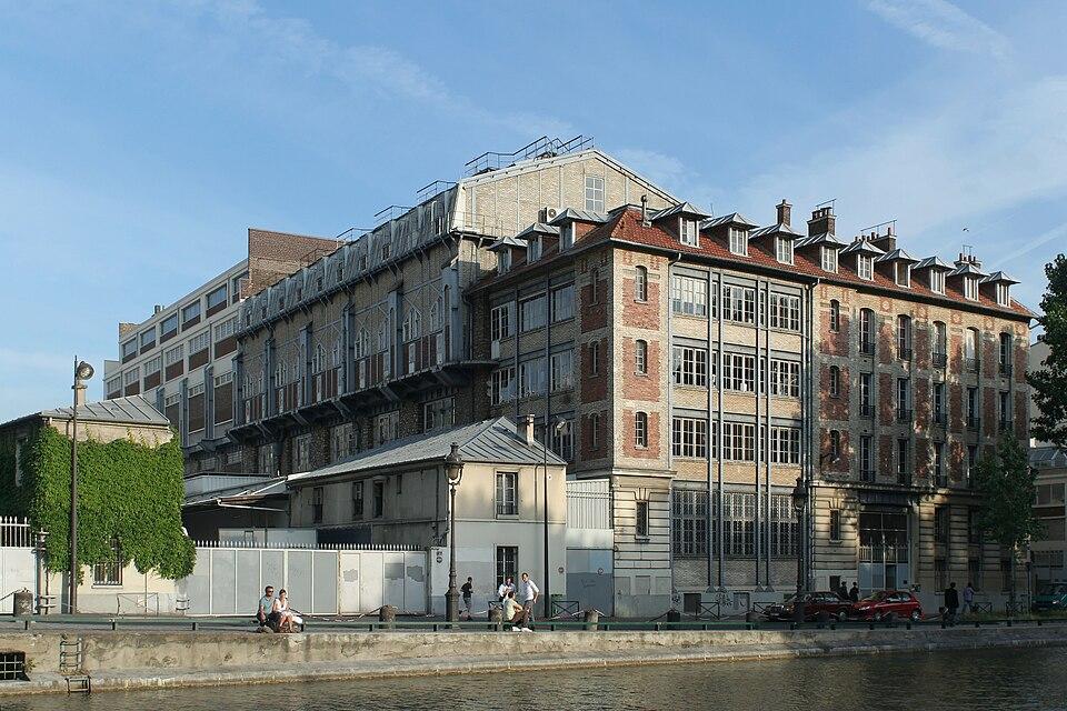 besoin d'une rénovation électrique à paris 75010 ? nos électriciens qualifiés assurent la mise aux normes et la modernisation de vos installations électriques pour plus de sécurité et de confort.