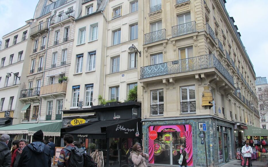 optimisez votre confort et réduisez vos factures grâce à la rénovation énergétique à paris 75010. bénéficiez de conseils d’experts et d’aides financières pour vos travaux d’isolation, chauffage et amélioration de la performance énergétique.