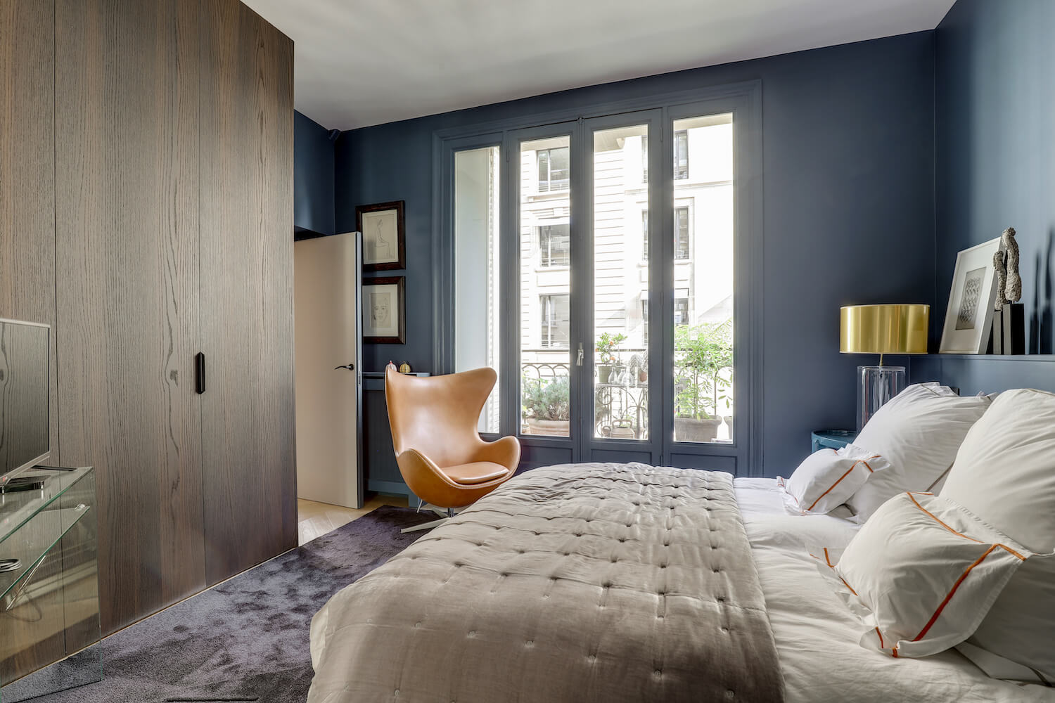 confiez votre r&eacute;novation int&eacute;rieure &agrave; paris &agrave; des experts. transformation compl&egrave;te de votre espace, conseils personnalis&eacute;s et travaux de qualit&eacute; pour un int&eacute;rieur moderne et sur-mesure.