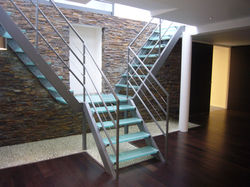 confiez la rénovation de votre loft à paris 75010 à notre équipe d'experts. optimisez votre espace avec des solutions sur mesure, modernes et élégantes. devis gratuit et accompagnement personnalisé.