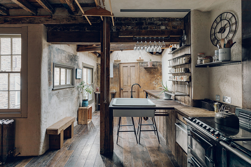 d&eacute;couvrez nos conseils et solutions pour la r&eacute;novation de maison : id&eacute;es, &eacute;tapes, co&ucirc;ts et astuces pour r&eacute;ussir votre projet de r&eacute;novation, du gros &oelig;uvre &agrave; la d&eacute;coration.