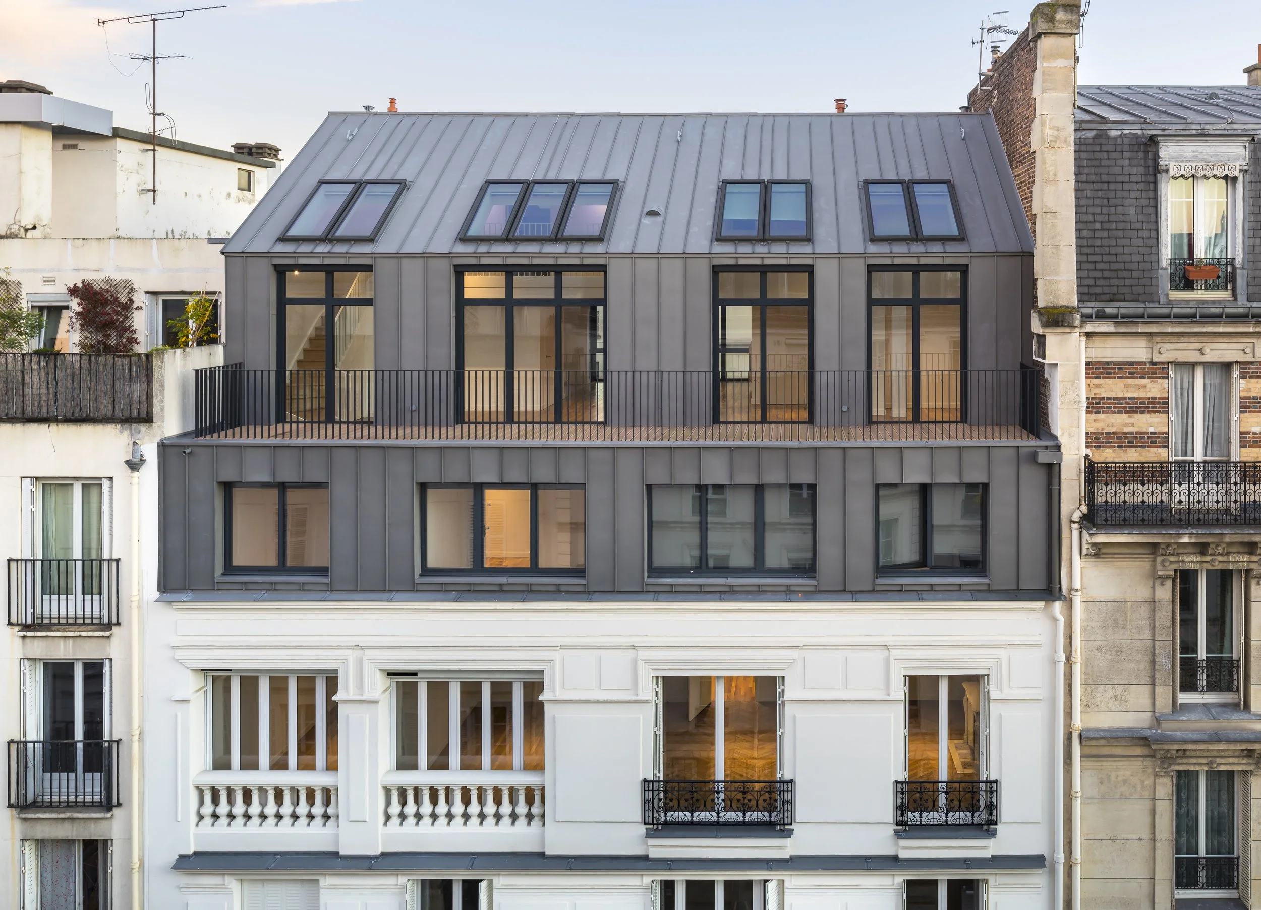 confiez votre projet de rénovation à paris 75010 à des experts qualifiés. travaux sur mesure, conseils personnalisés et résultats de qualité pour sublimer votre appartement ou local professionnel.