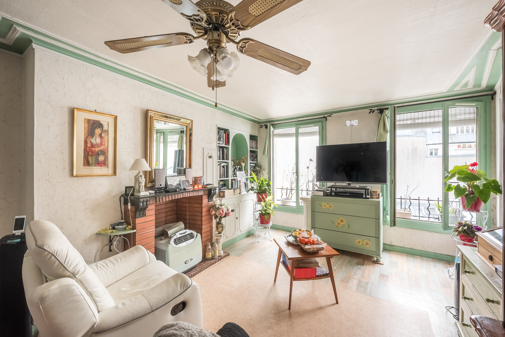 confiez votre projet de r&eacute;novation &agrave; paris 75010 &agrave; une &eacute;quipe professionnelle. services sur mesure pour appartements, bureaux et commerces. devis gratuit, accompagnement personnalis&eacute;.